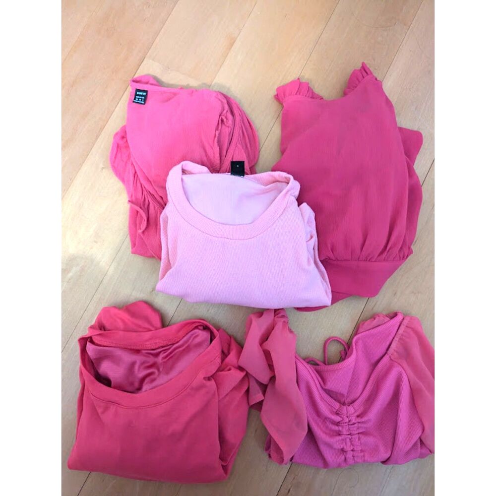 Cute bundle of **Five Pink Tops XS Teens Women